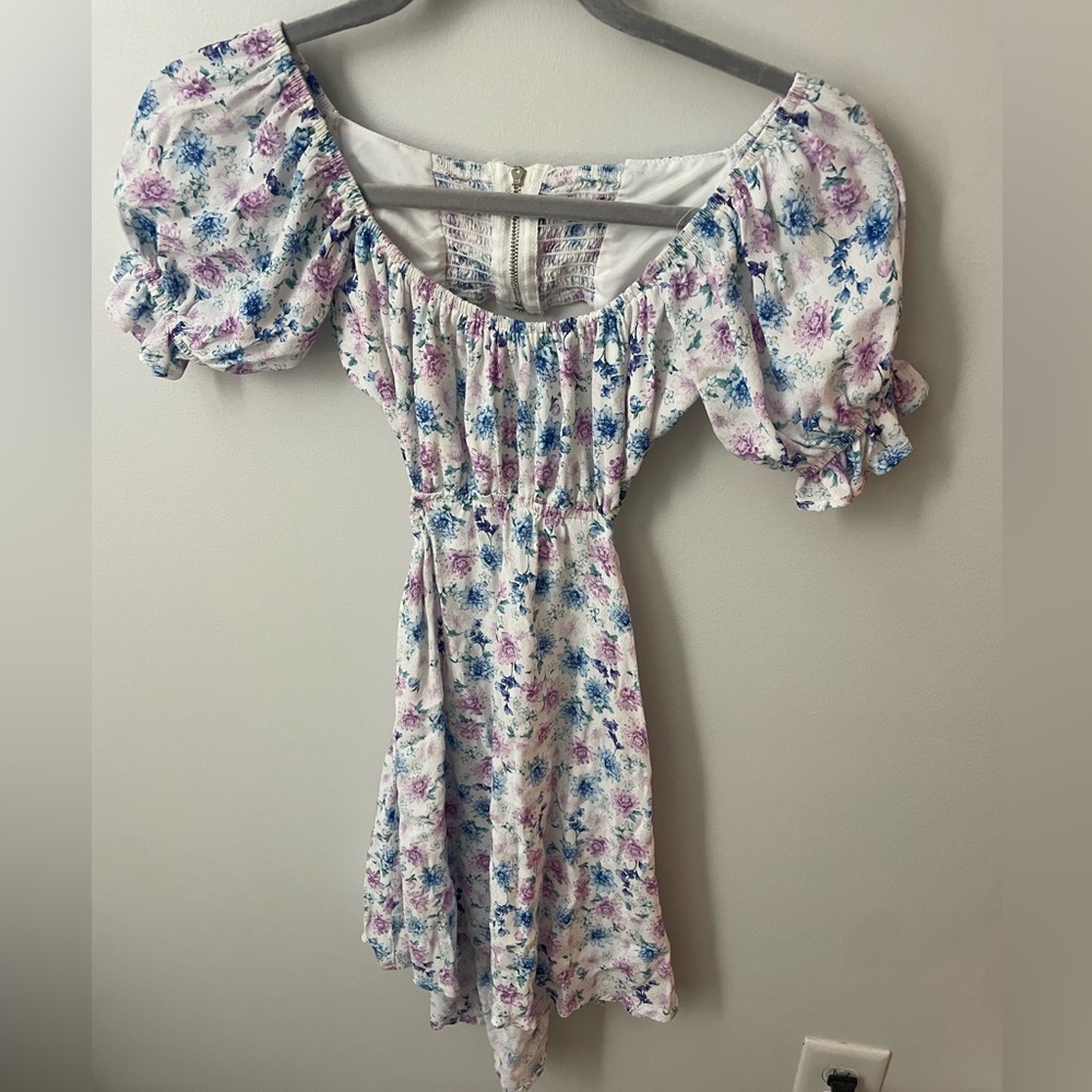 Isabelle’s cabinet floral dress